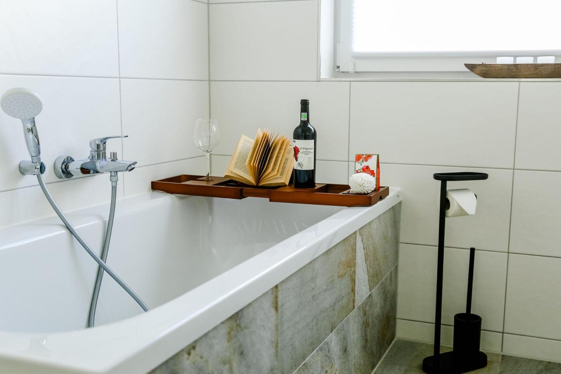 Apartmenthaus Windland Pouch ภายนอก รูปภาพ
